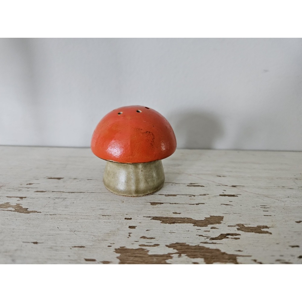 Vintage Mid Century Ceramic Mushroom Salt "Or" Pepper Shaker Orange
